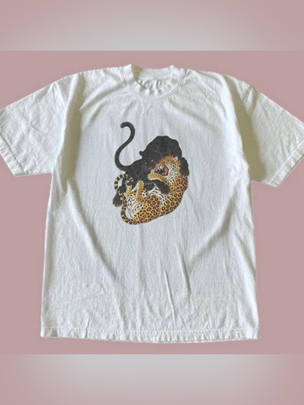 Gildan White Panther & Leopard Graphic 5-Shirt, Retro Casual Style